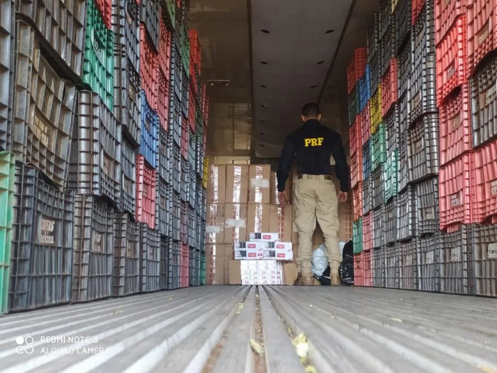 RO: PRF apreende carga de cigarro avaliada em R$ 750 mil