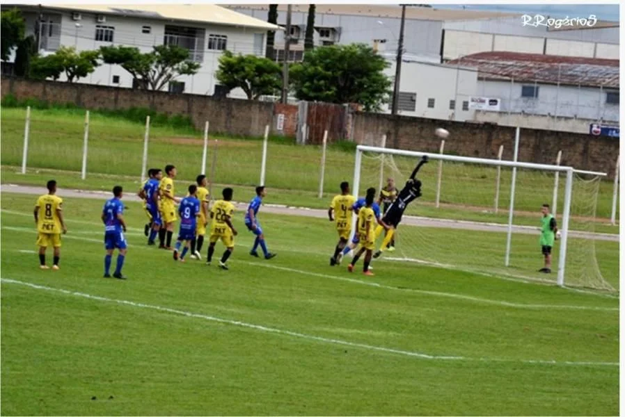 Vilhenense vence de virada o Espigão e está vivo no Campeonato Rondoniense Sub-17