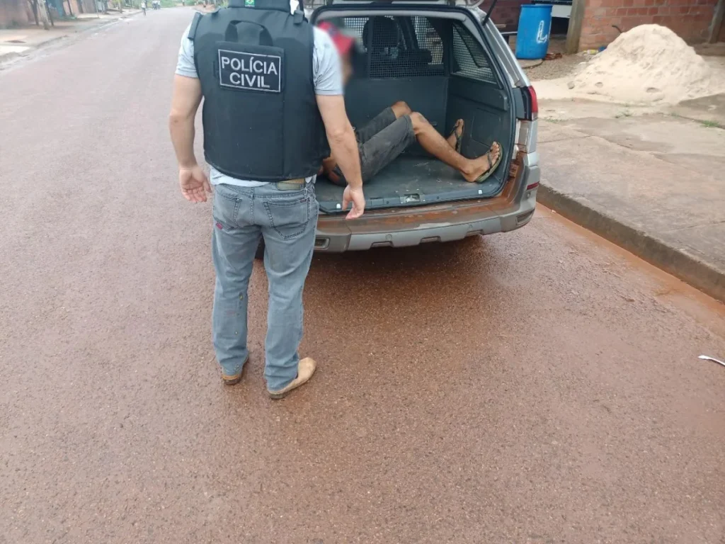 Rolim: Homem acusado de agredir mulher e filhos e preso pela DEAM