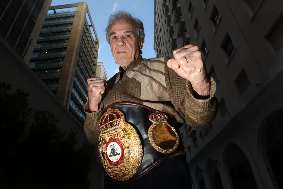 Éder Jofre é considerado o maior pugilista brasileiro de todos os tempos — Foto: Acervo da Agência Estado