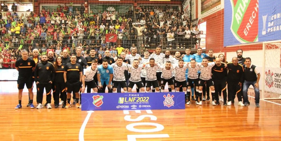 Corinthians é bicampeão da Liga Nacional de Futsal — Foto: Édson Castro/Atlântico
