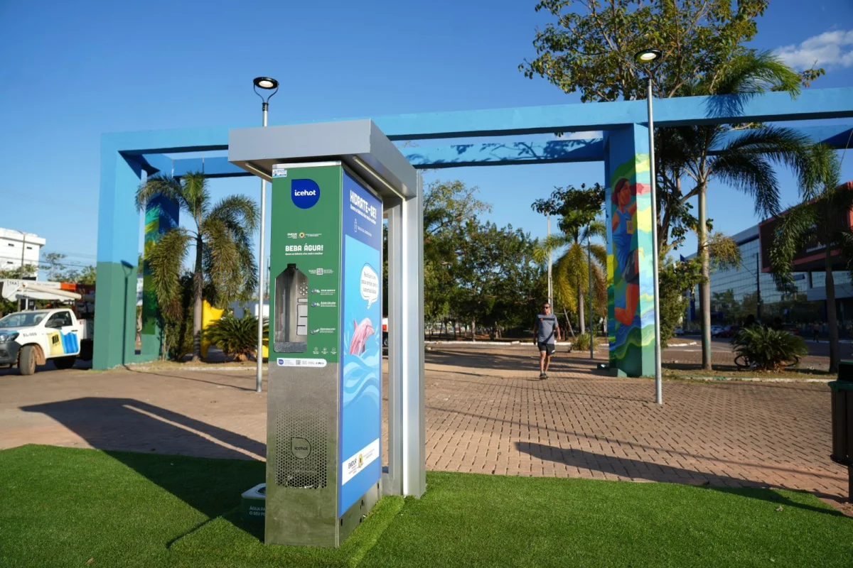 Prefeitura de Porto Velho instalou um bebedouro gratuito no Espaço Alternativo