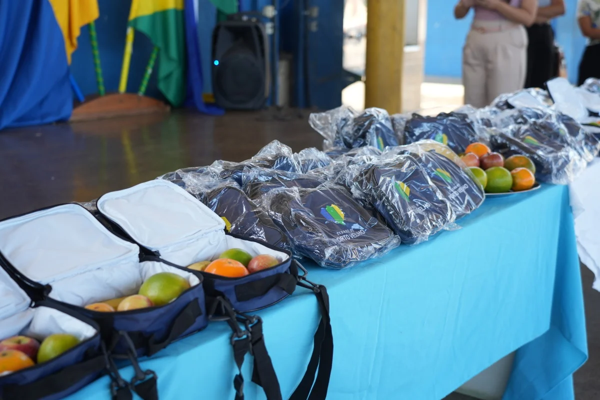 Objetivo é garantir que 100% dos alunos recebam o lanche complementar