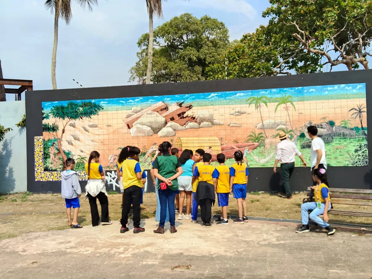 Projeto conta com apoio de um guia de turismo, é dedicado ao conhecimento fora de sala de aula