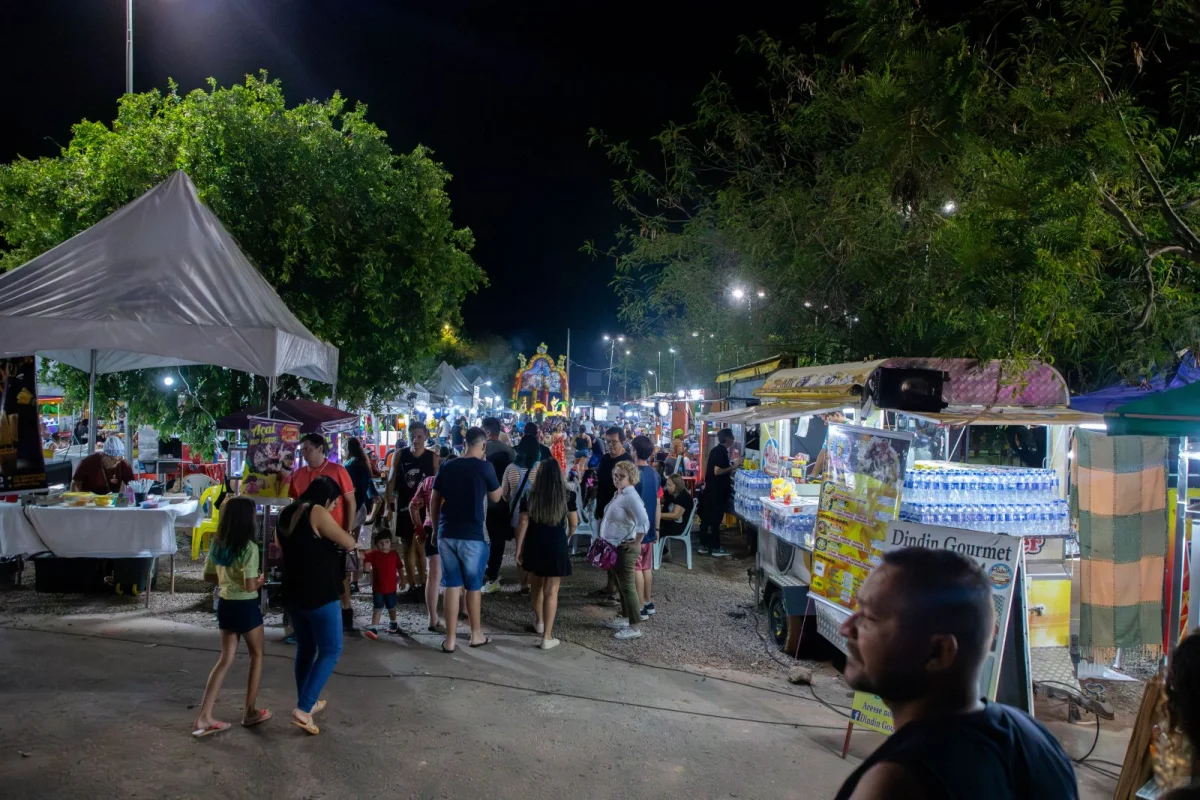 45 ambulantes foram selecionados para atuarem com a venda de alimentos e bebidas