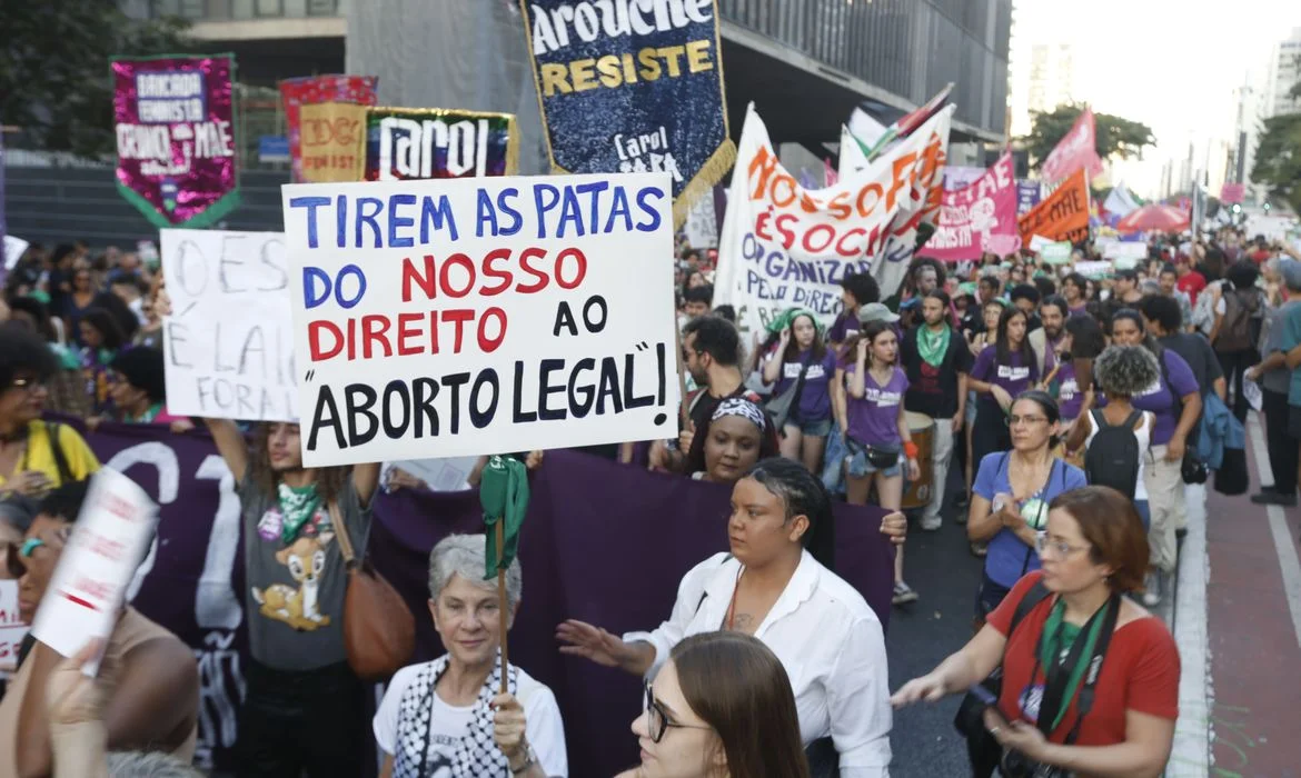 São Paulo SP 23/06/202 Ato no MASP contra o Projeto de Lei (PL) 1.904/24, que equipara o aborto de gestação acima de 22 semanas ao homicídio. Foto Paulo Pinto/Agencia Brasil