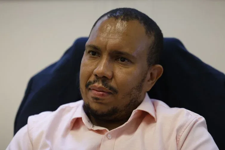 Fernando Frazão/Agência Brasil Rio de Janeiro (RJ), 12/03/2026 – Entrevista com o pesquisador da UFRJ Mychael Lourenço, que estuda Alzheimer e recebeu o prêmio ALBA-Roche Prize for Excellence in Neuroscience Reserach em 2026. Foto: Fernando Frazão/Agência Brasil