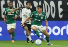 Com dois a mais, Palmeiras empata com Corinthians e perde chance de aumentar vantagem