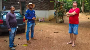 Regularização fundiária avança em Espigão d’Oeste com atendimento direto aos produtores