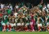 México abre Copa do Mundo vencendo África do Sul com arbitragem brasileira e com três expulsões