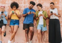 Jovens no Brasil são mais ou menos conservadores do que os mais velhos? O que pesquisa descobriu sobre a geração Z