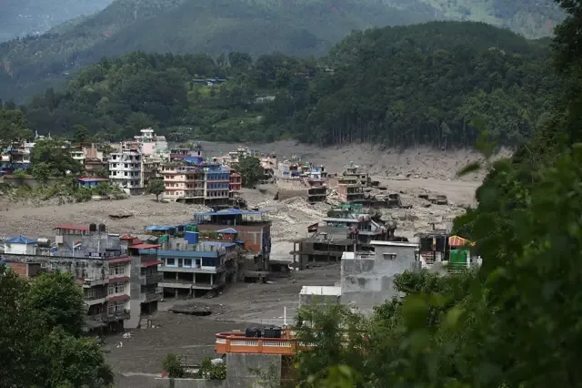 Uma das regiões afetadas pela enchente dos rios no Nepal