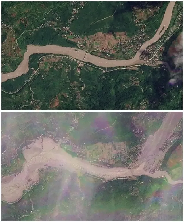 Uma combinação de imagens de satélite que mostram Khadga Bhanjyang em 23 de agosto, antes da enchente repentina, e em 26 de agosto, após a enchente repentina.