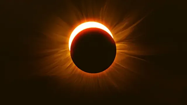 Eclipse solar