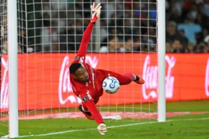 Carlos Miguel brilha nos pênaltis, Palmeiras bate LDU e vai à semi da Libertadores