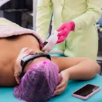 Fotodepilação com tecnologia Lyra une praticidade, conforto e redução dos pelos; tratamento é oferecido pela Clínica Adriana Werlang em Pimenta Bueno